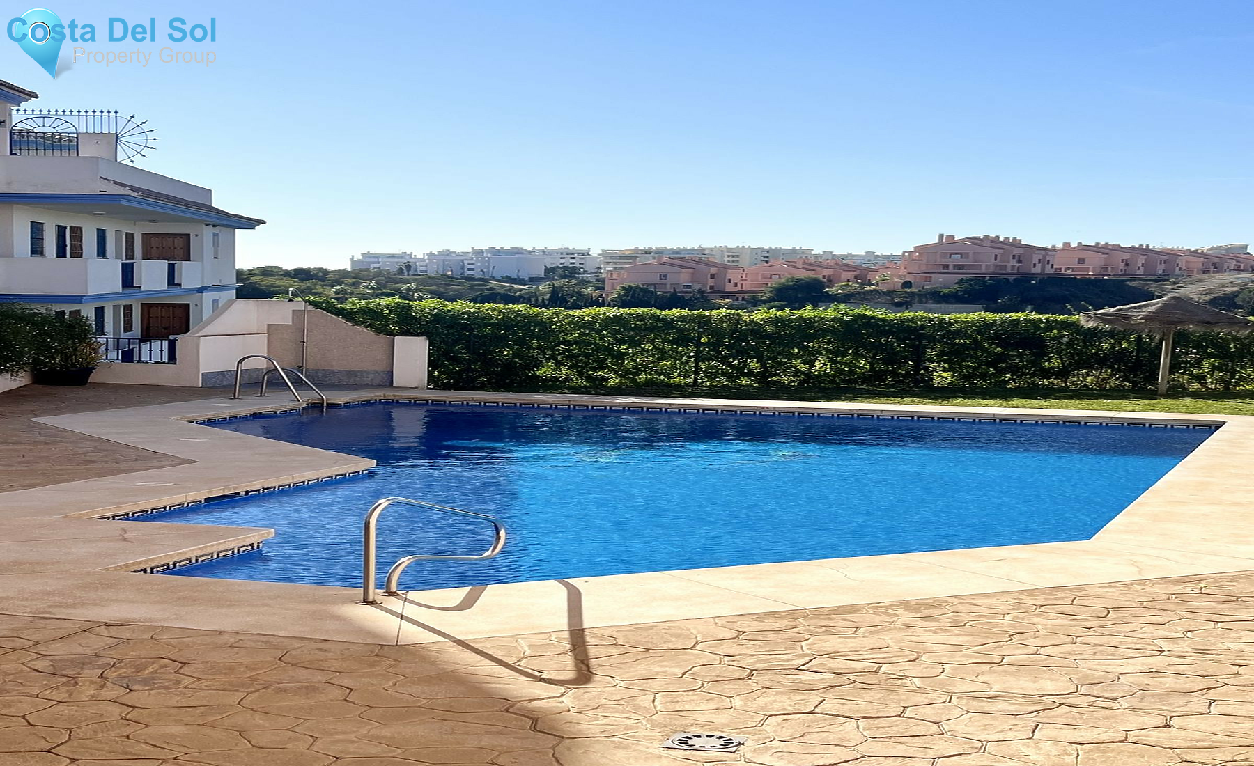 Middle Floor Apartment in El Faro-1560870