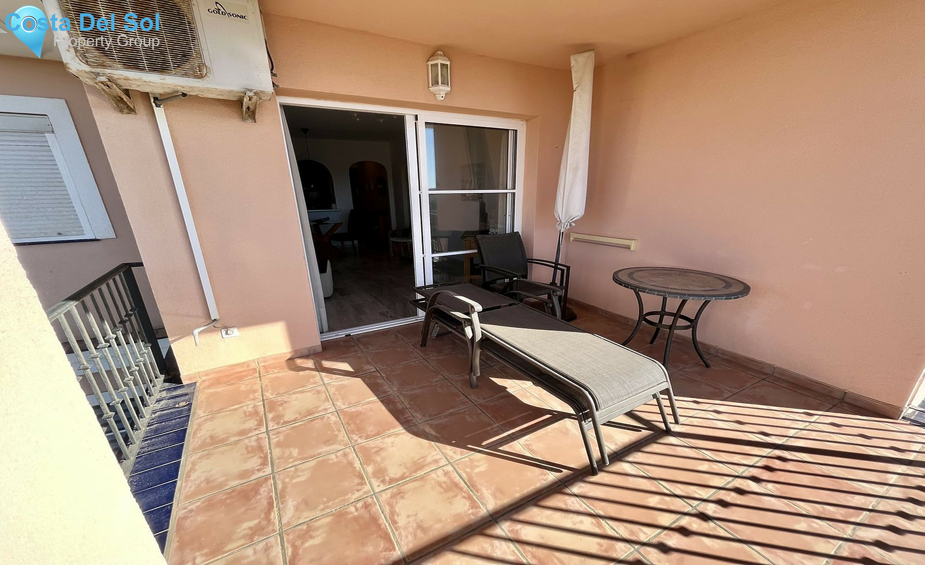 Middle Floor Apartment in El Faro-1560883