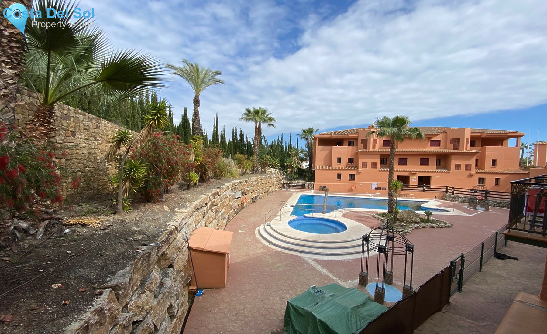 Middle Floor Apartment in El Paraiso