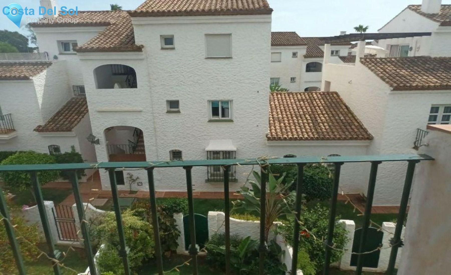Middle Floor Apartment in El Paraiso-1503809