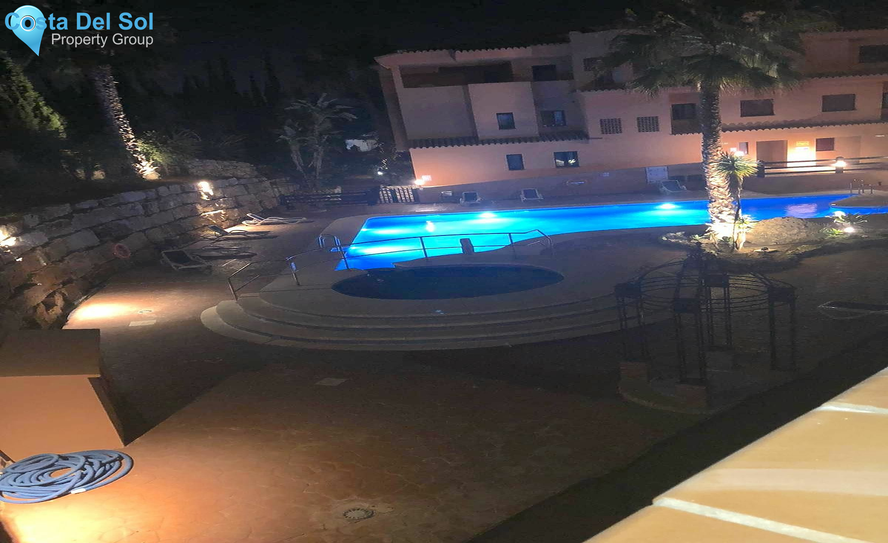 Middle Floor Apartment in El Paraiso-1394405