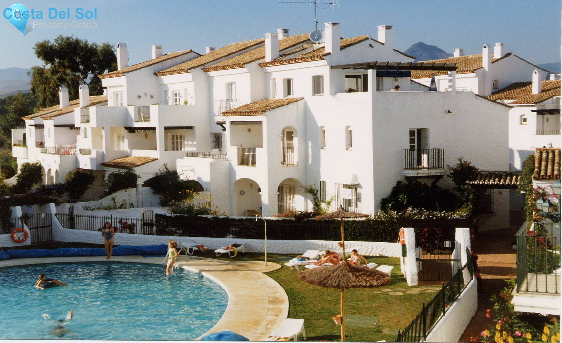 Middle Floor Apartment in El Paraiso-1441843