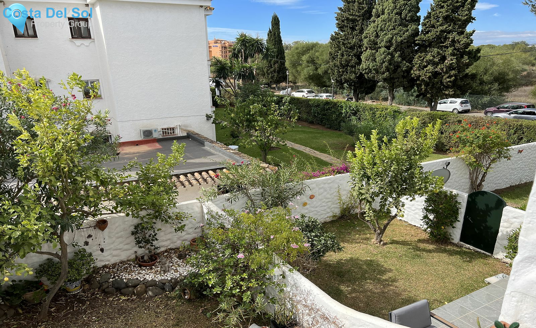 Middle Floor Apartment in El Paraiso-1441846