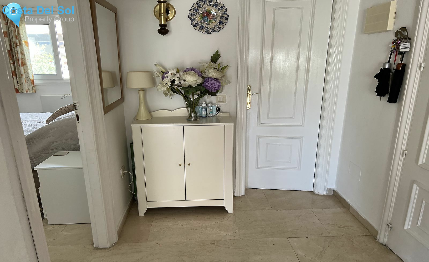 Middle Floor Apartment in El Paraiso-1441839