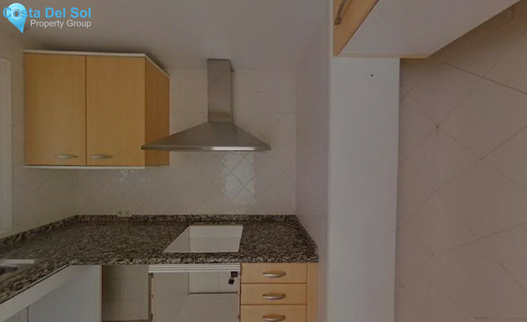 Middle Floor Apartment in Elviria-1356191