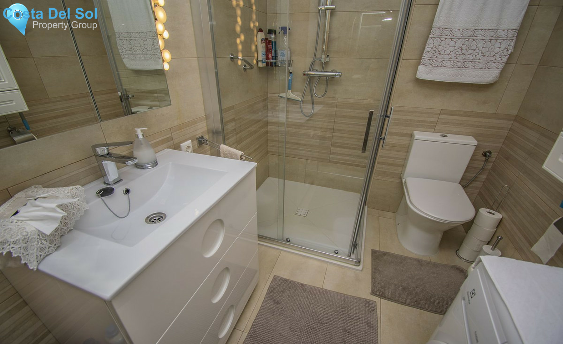 Middle Floor Apartment in Elviria-1508838