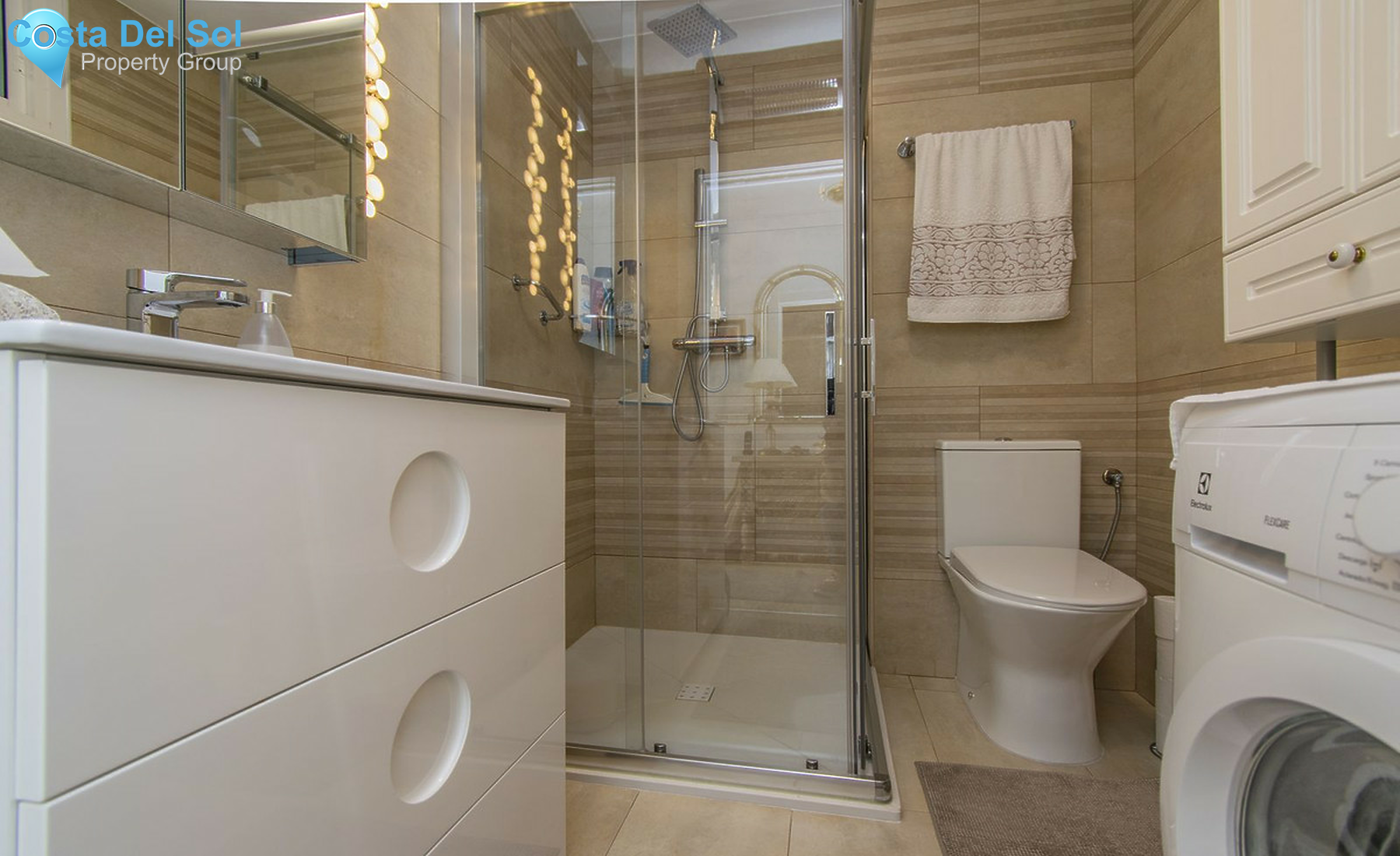 Middle Floor Apartment in Elviria-1508845