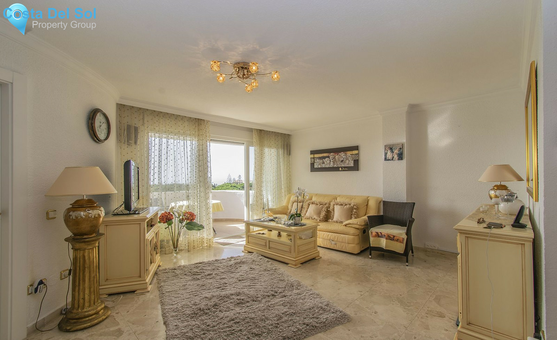 Middle Floor Apartment in Elviria-1508830