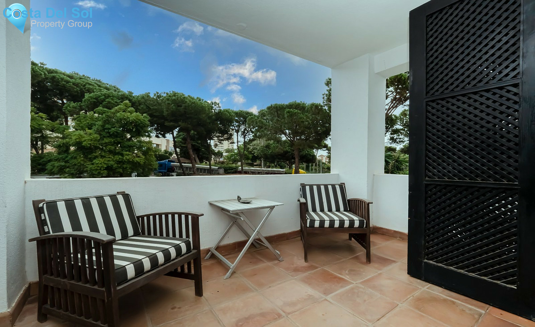 Middle Floor Apartment in Elviria-1561234