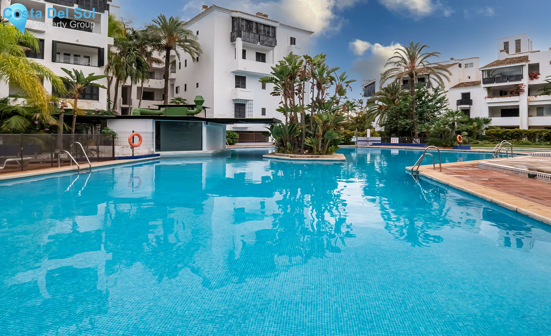 Middle Floor Apartment in Elviria-1561239