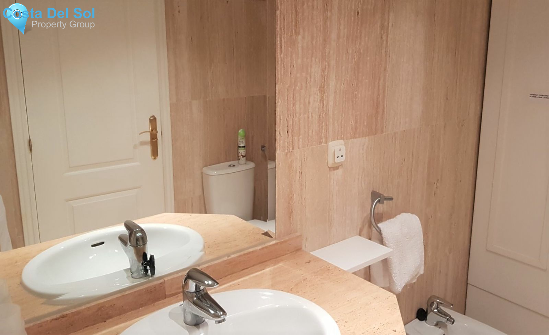 Middle Floor Apartment in Elviria-1130487