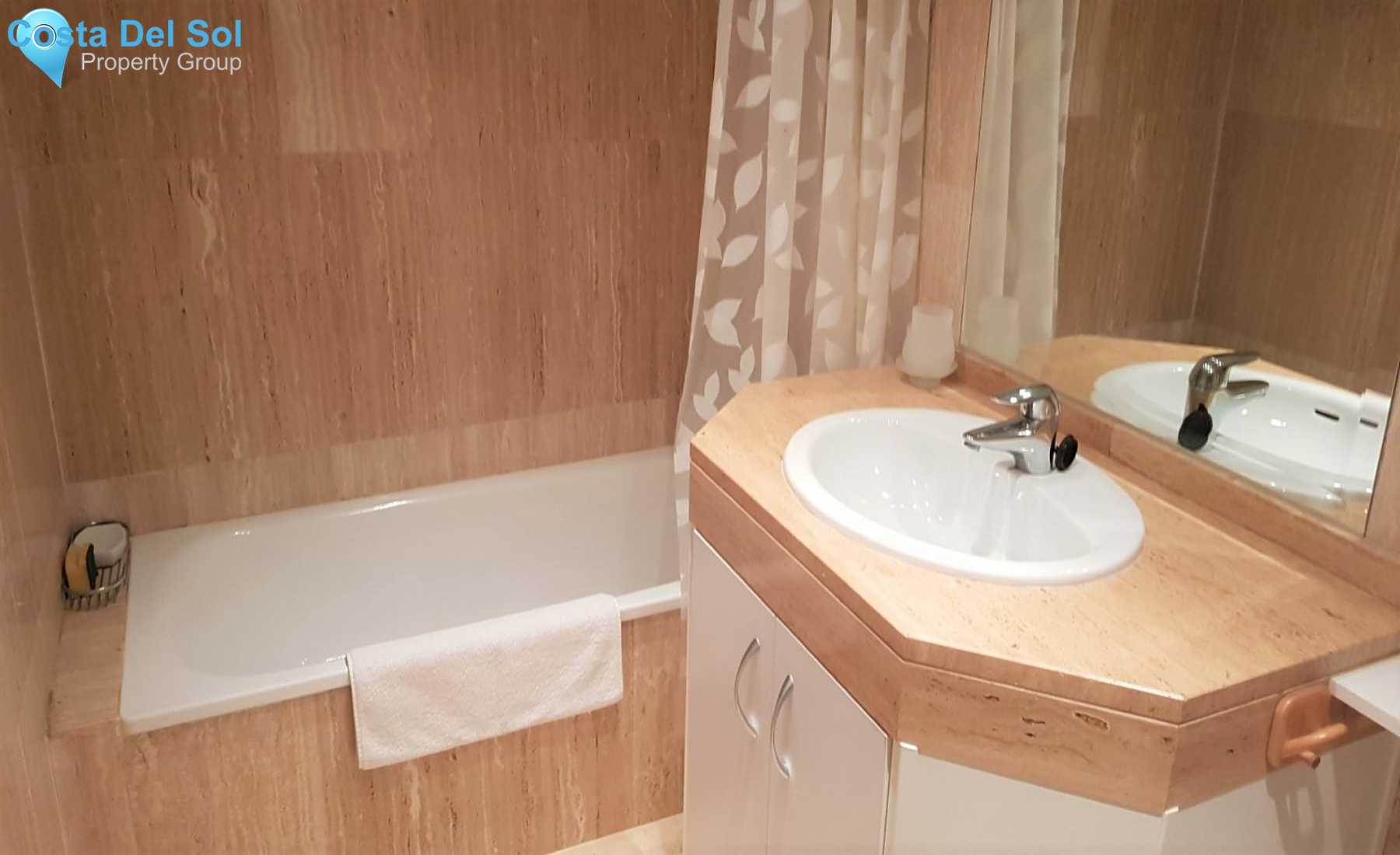 Middle Floor Apartment in Elviria-1130488