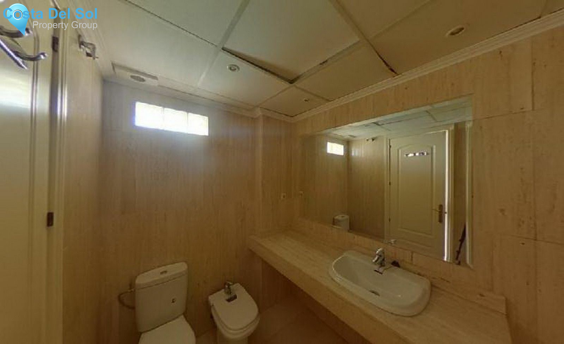 Middle Floor Apartment in Elviria-1391612