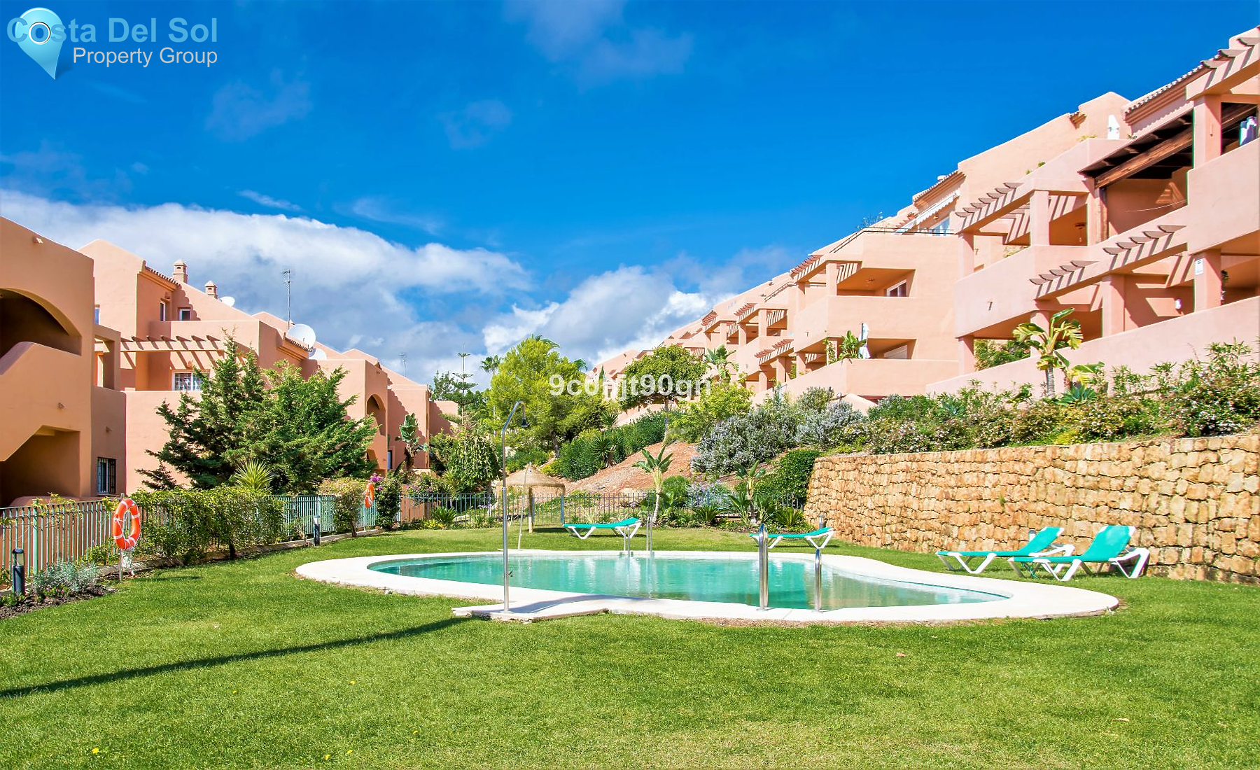 Middle Floor Apartment in Elviria-1468046