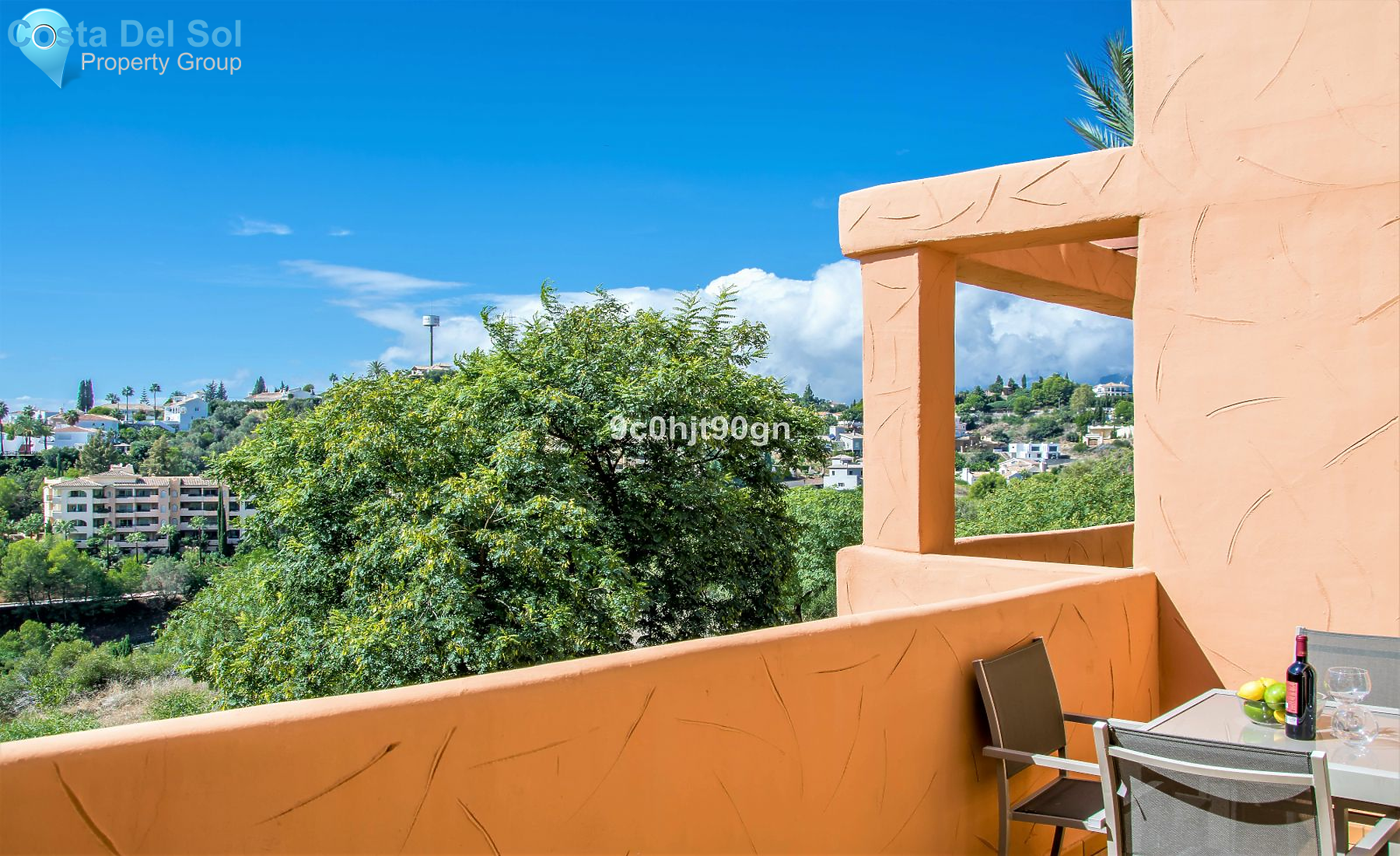 Middle Floor Apartment in Elviria-1468061
