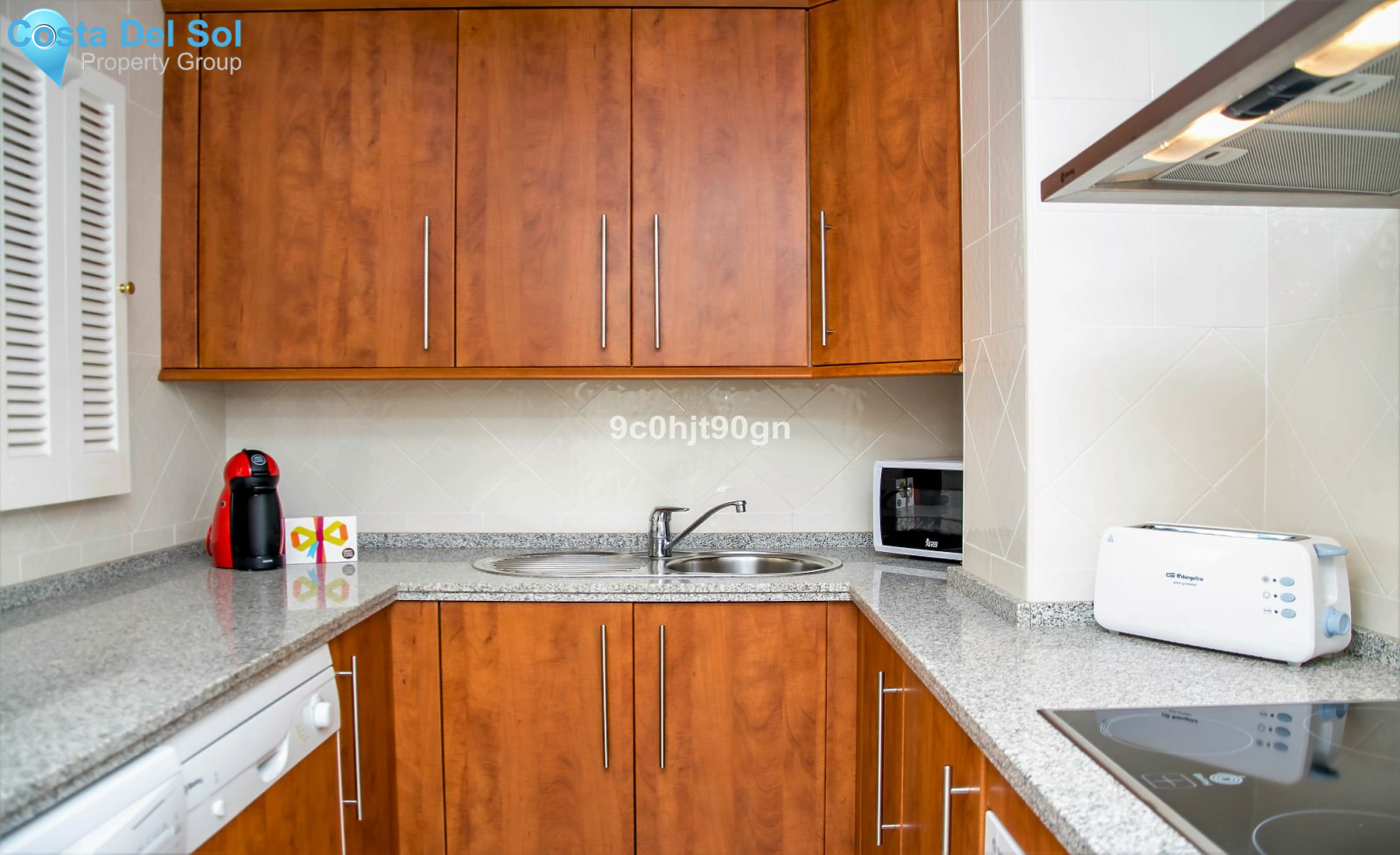 Middle Floor Apartment in Elviria-1468054