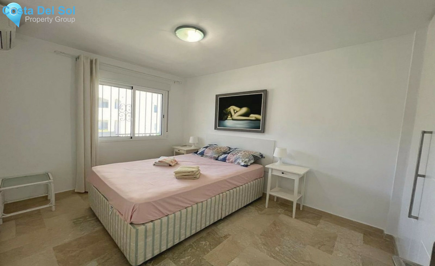Middle Floor Apartment in Estepona-1244273