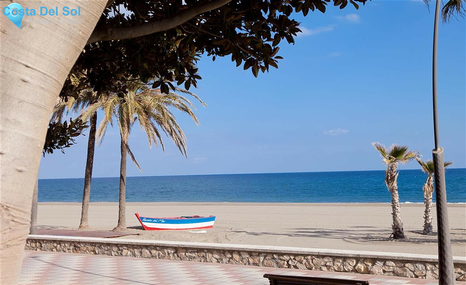 Middle Floor Apartment in Estepona-1284023