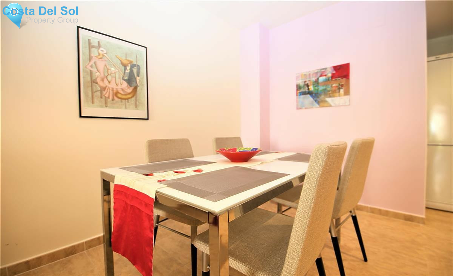 Middle Floor Apartment in Estepona-1284013
