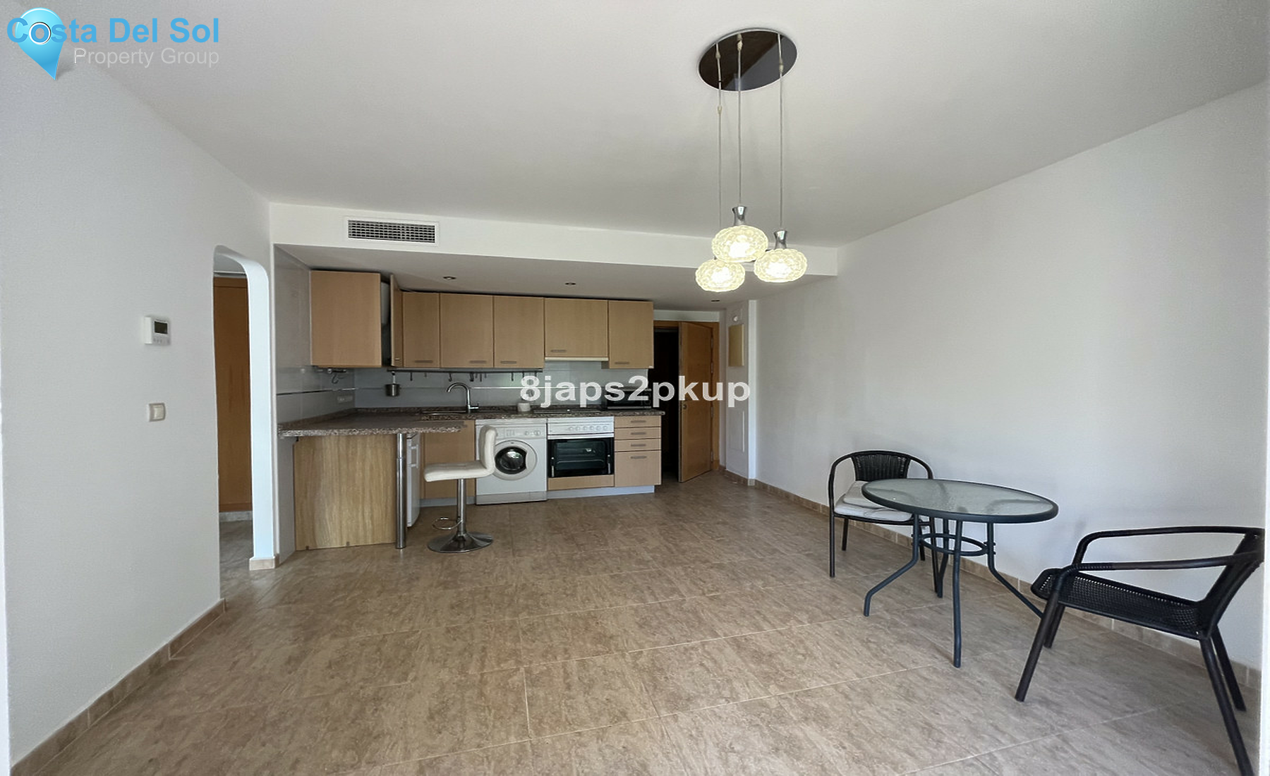 Middle Floor Apartment in Estepona-1301849