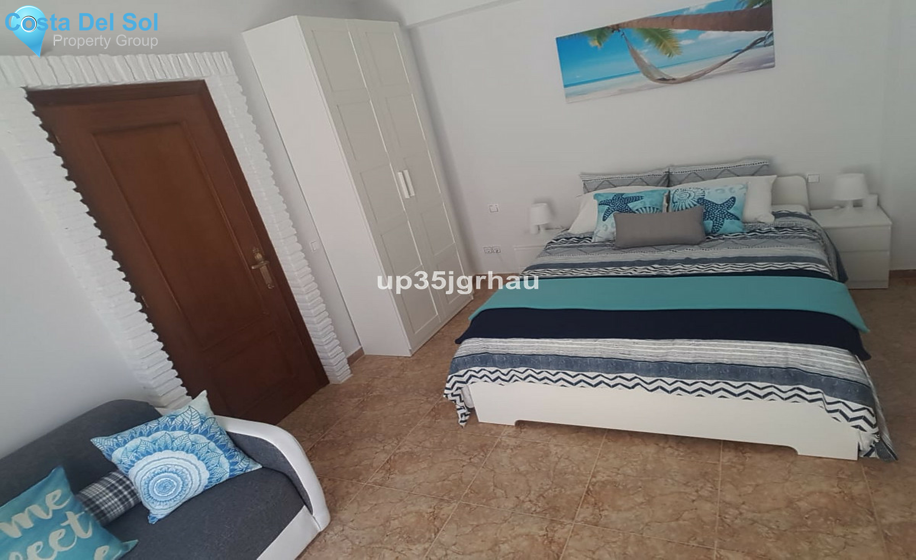 Middle Floor Apartment in Estepona-1361465