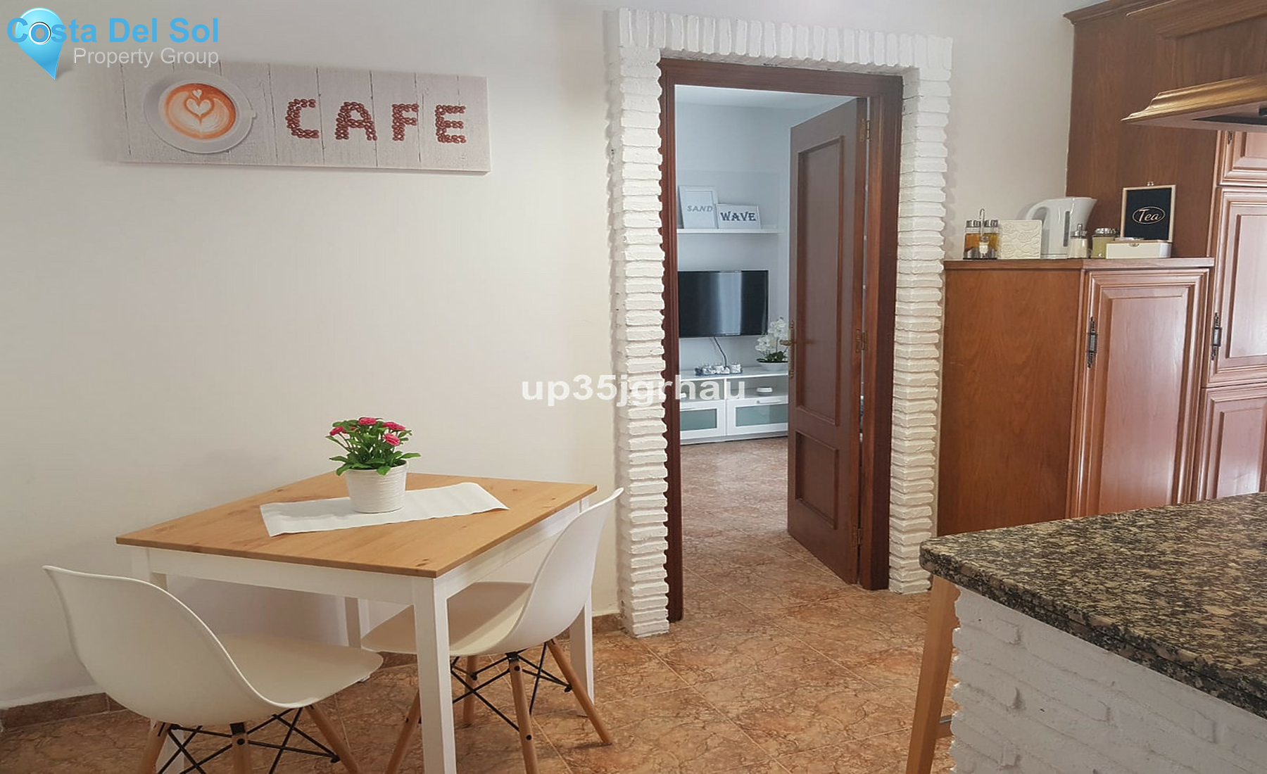 Middle Floor Apartment in Estepona-1361455