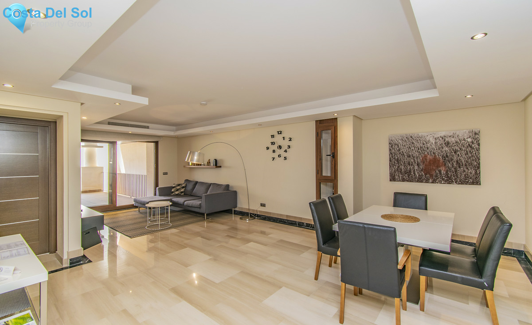 Middle Floor Apartment in Estepona-1406156