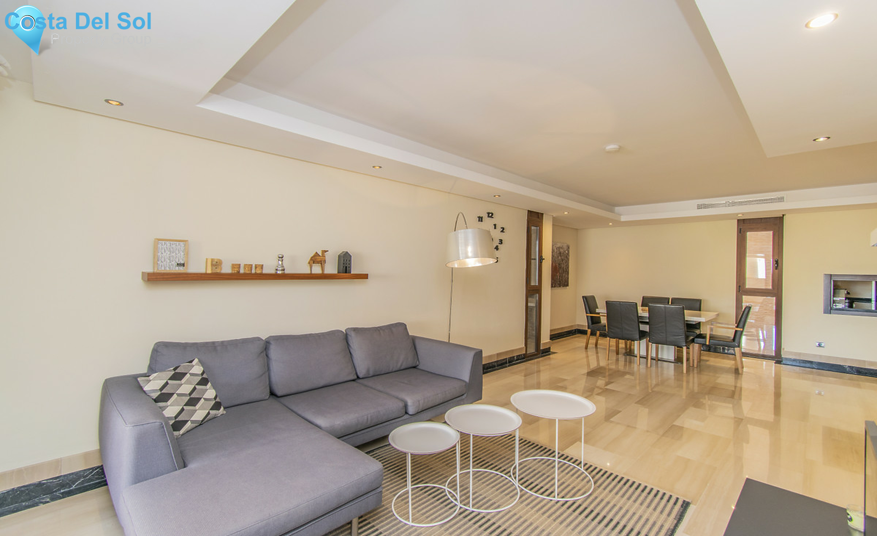 Middle Floor Apartment in Estepona-1406146