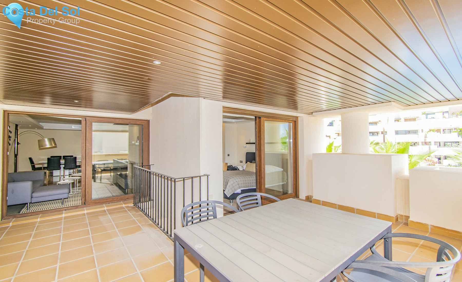 Middle Floor Apartment in Estepona-1406147