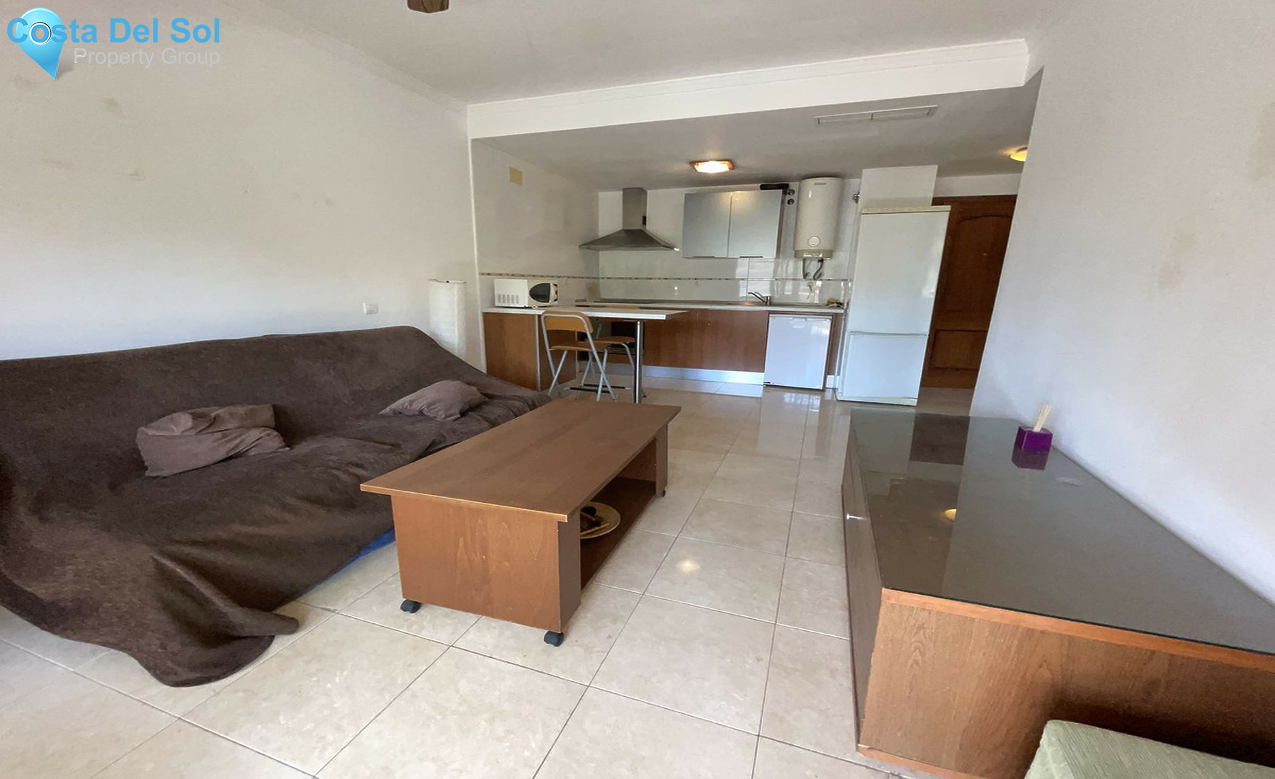 Middle Floor Apartment in Estepona-1457705