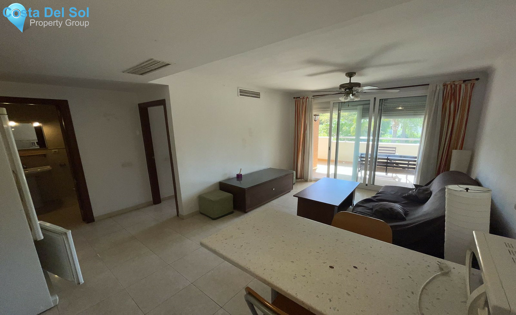 Middle Floor Apartment in Estepona-1457707