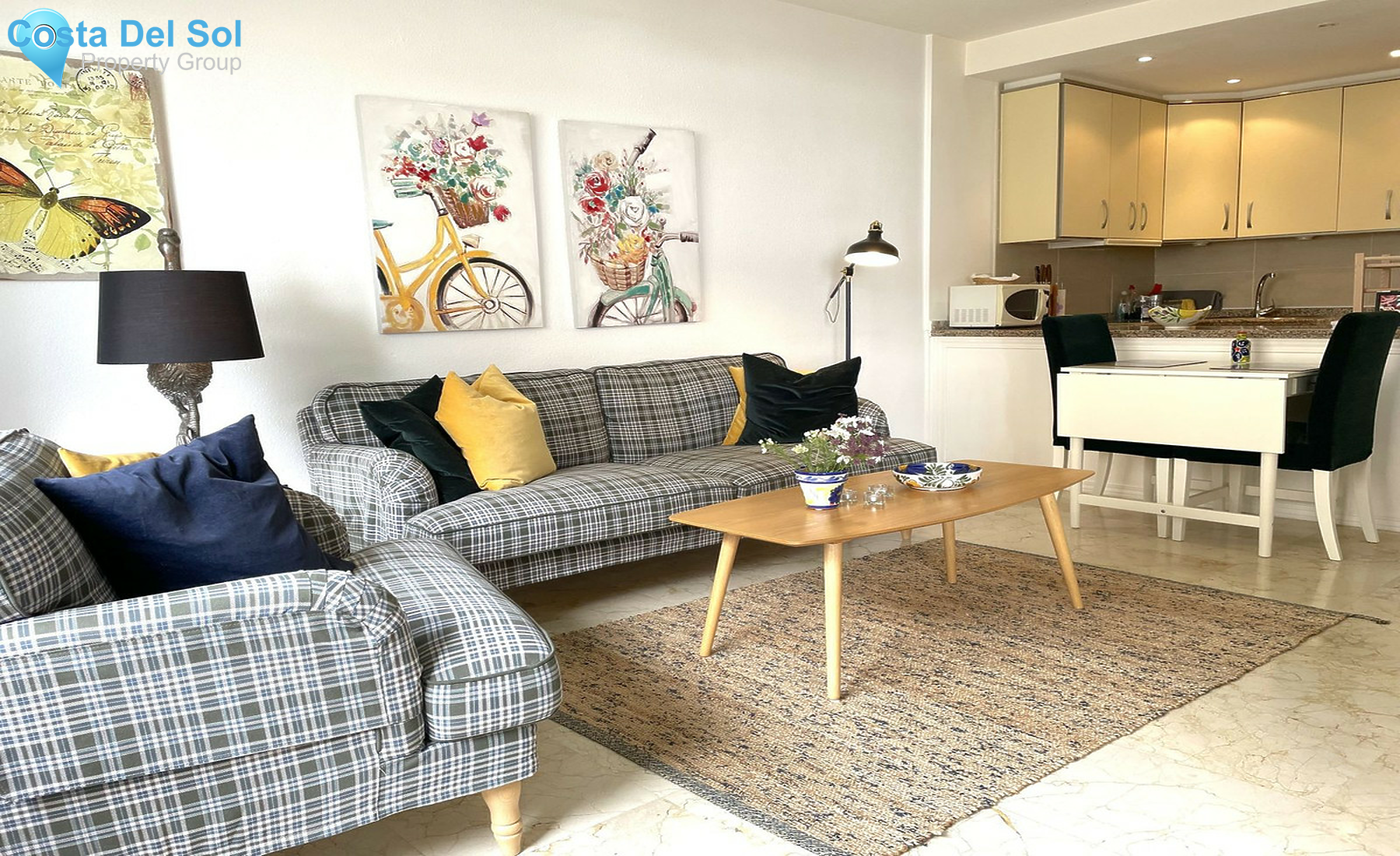 Middle Floor Apartment in Estepona-1542311