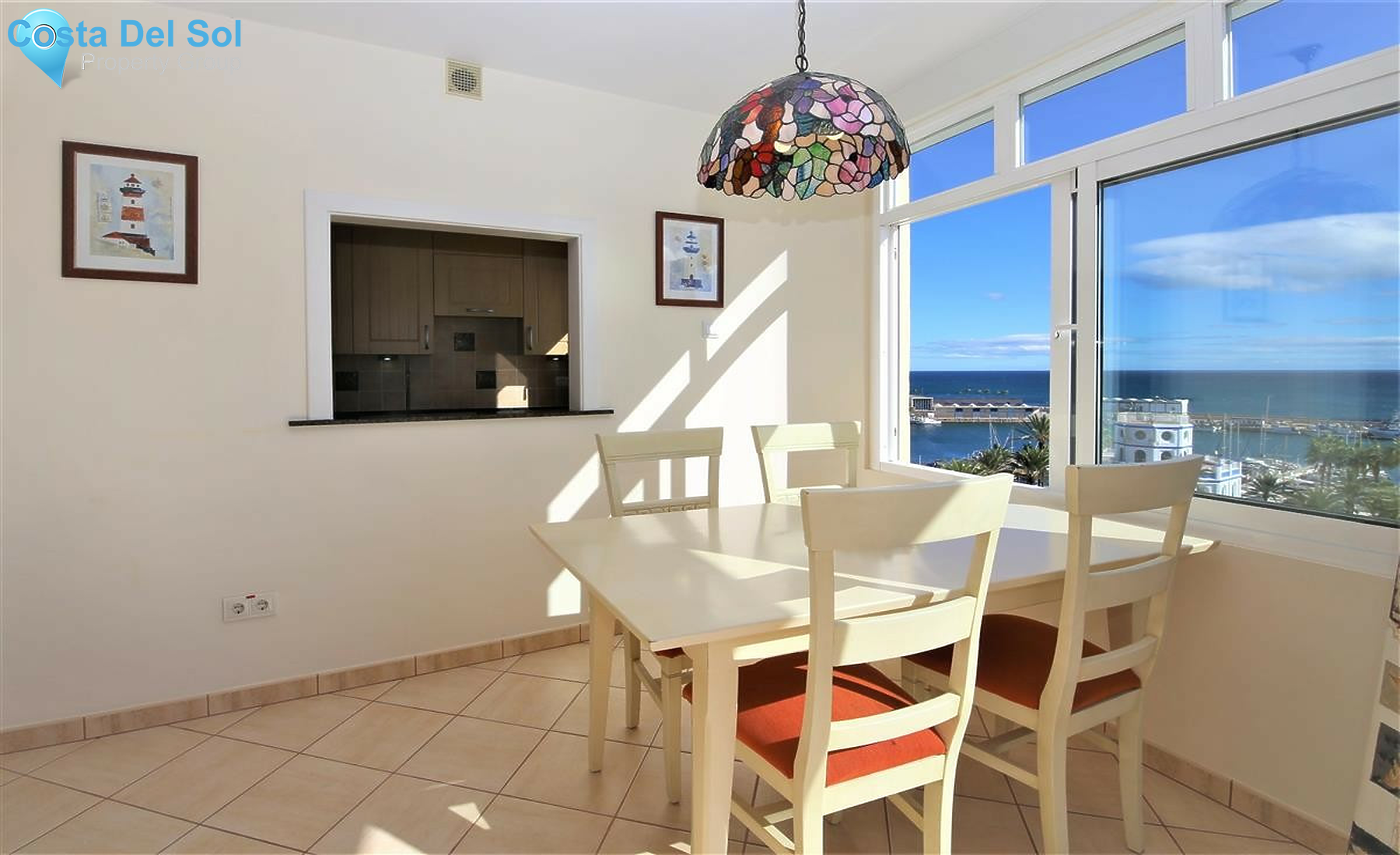 Middle Floor Apartment in Estepona-1543413