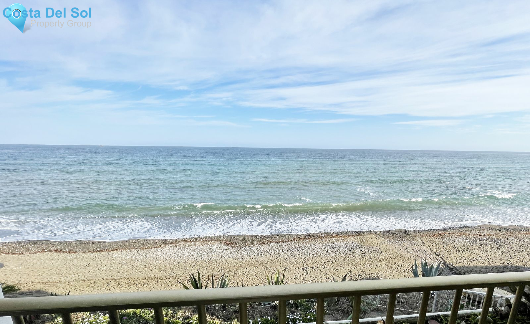 Middle Floor Apartment in Estepona