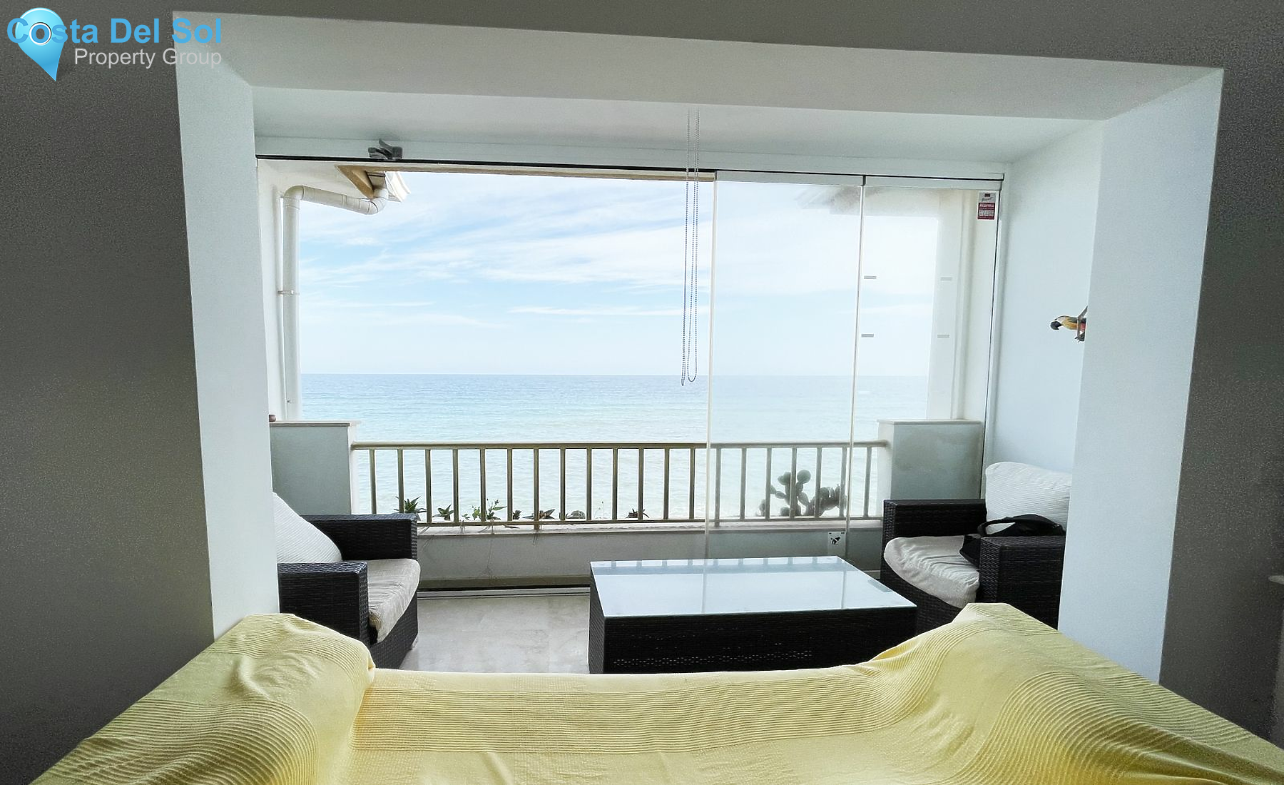 Middle Floor Apartment in Estepona-1135665