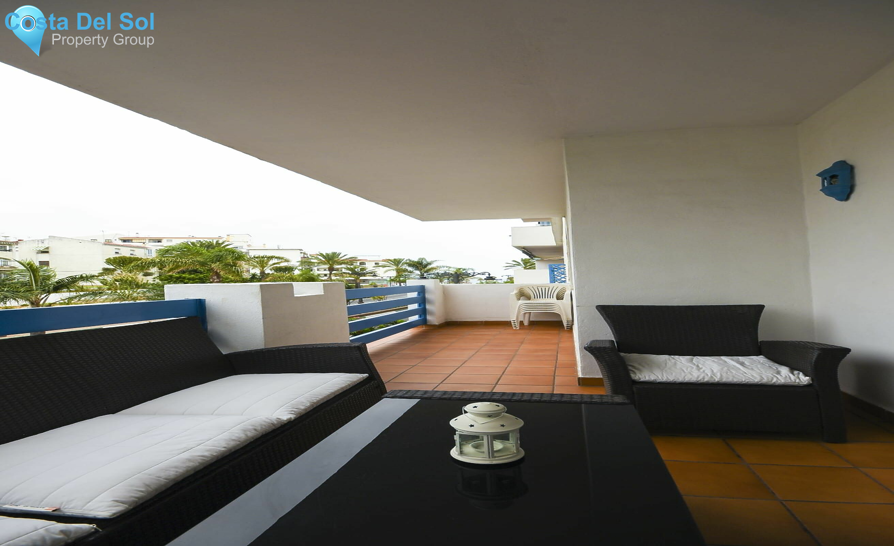 Middle Floor Apartment in Estepona-1172600