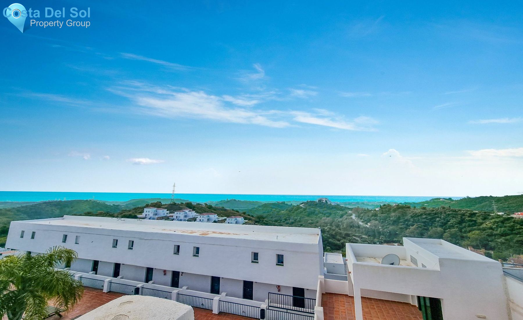 Middle Floor Apartment in Estepona-1192123