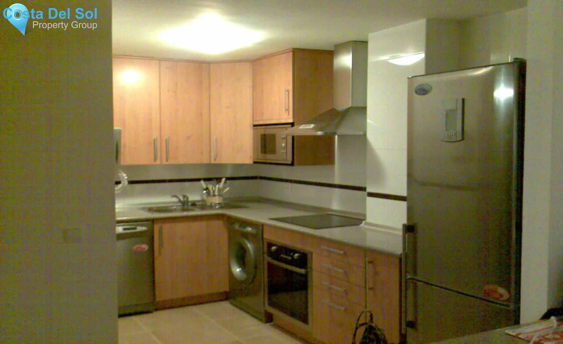 Middle Floor Apartment in Estepona-1200383