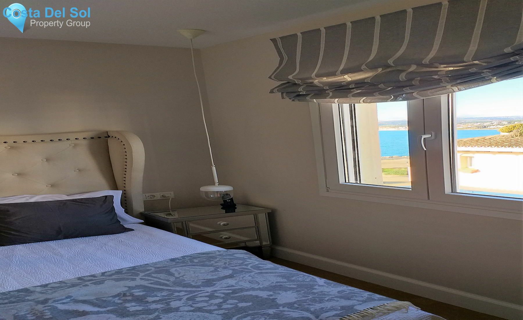 Middle Floor Apartment in Estepona-1209292
