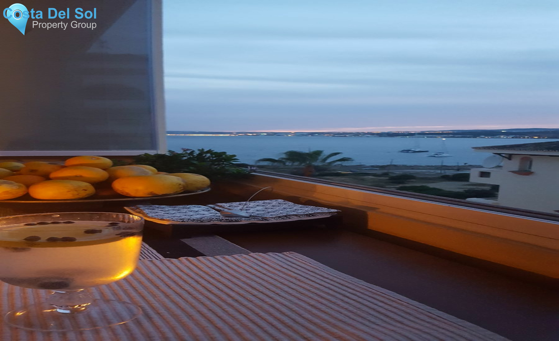 Middle Floor Apartment in Estepona-1209285