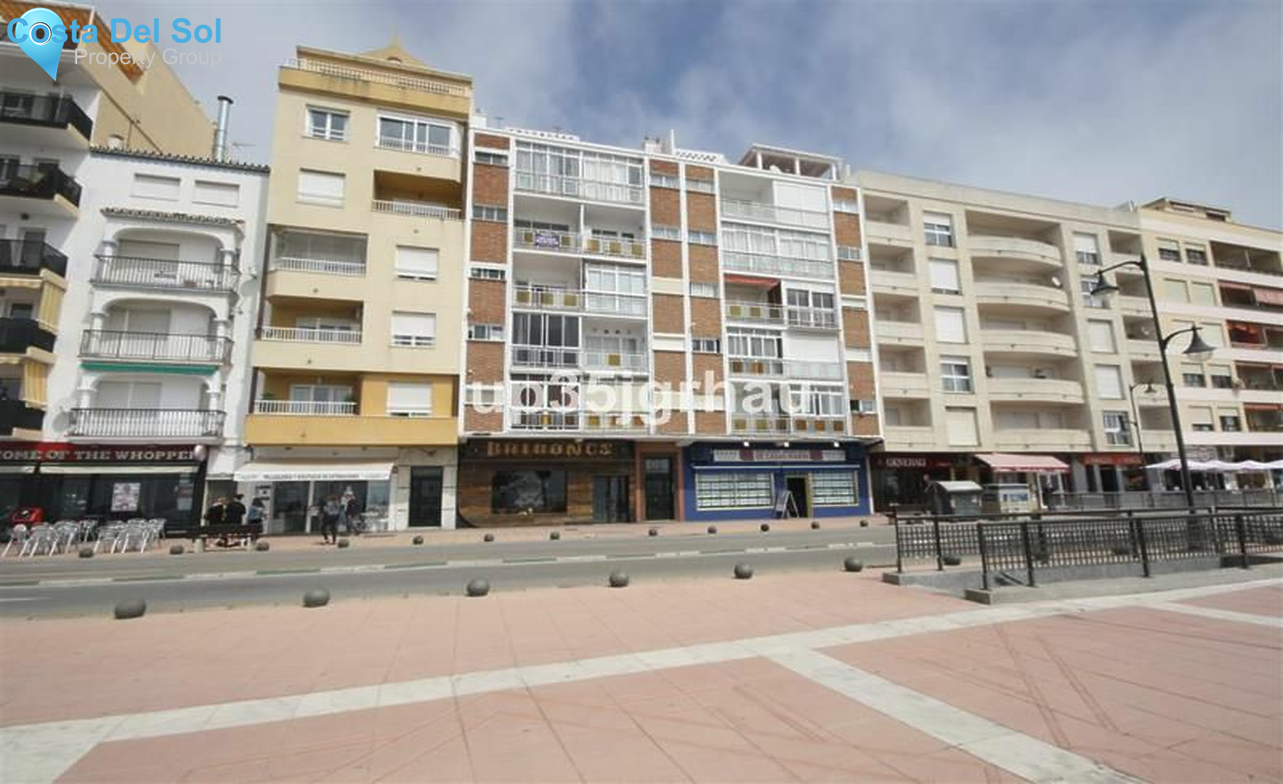 Middle Floor Apartment in Estepona