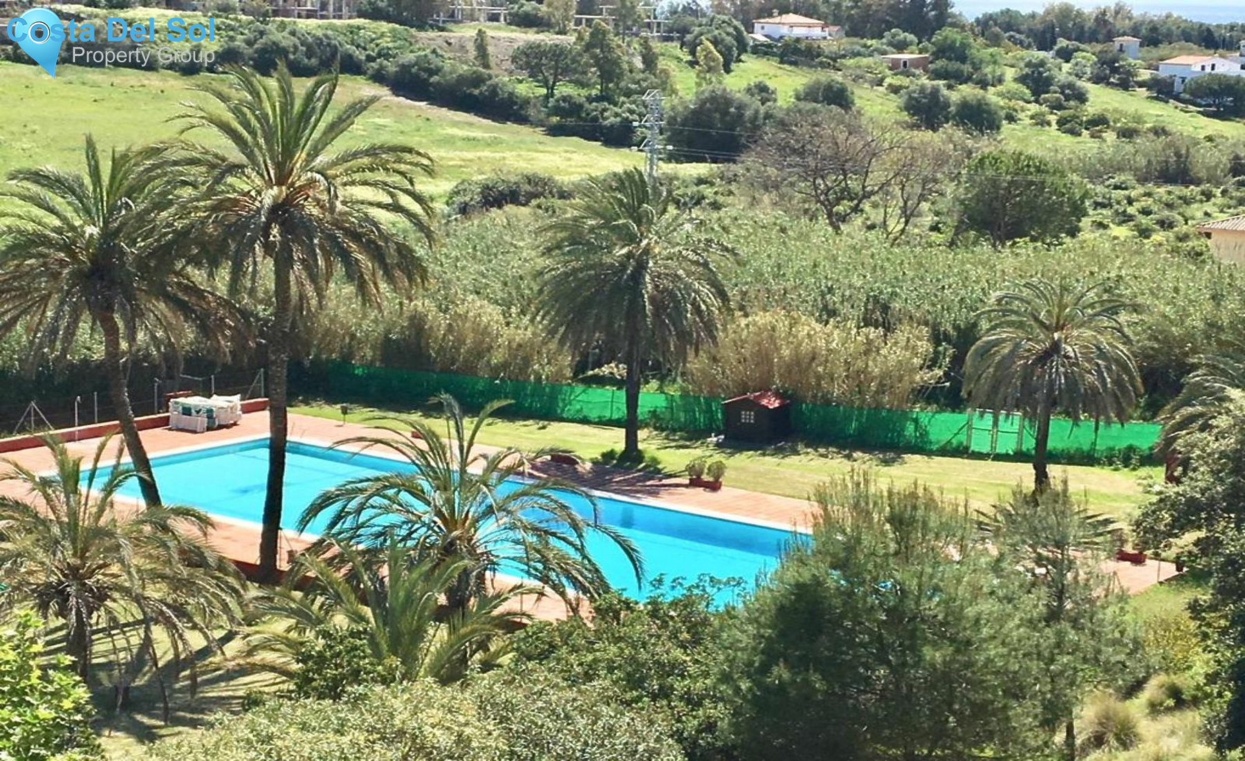 Middle Floor Apartment in Estepona