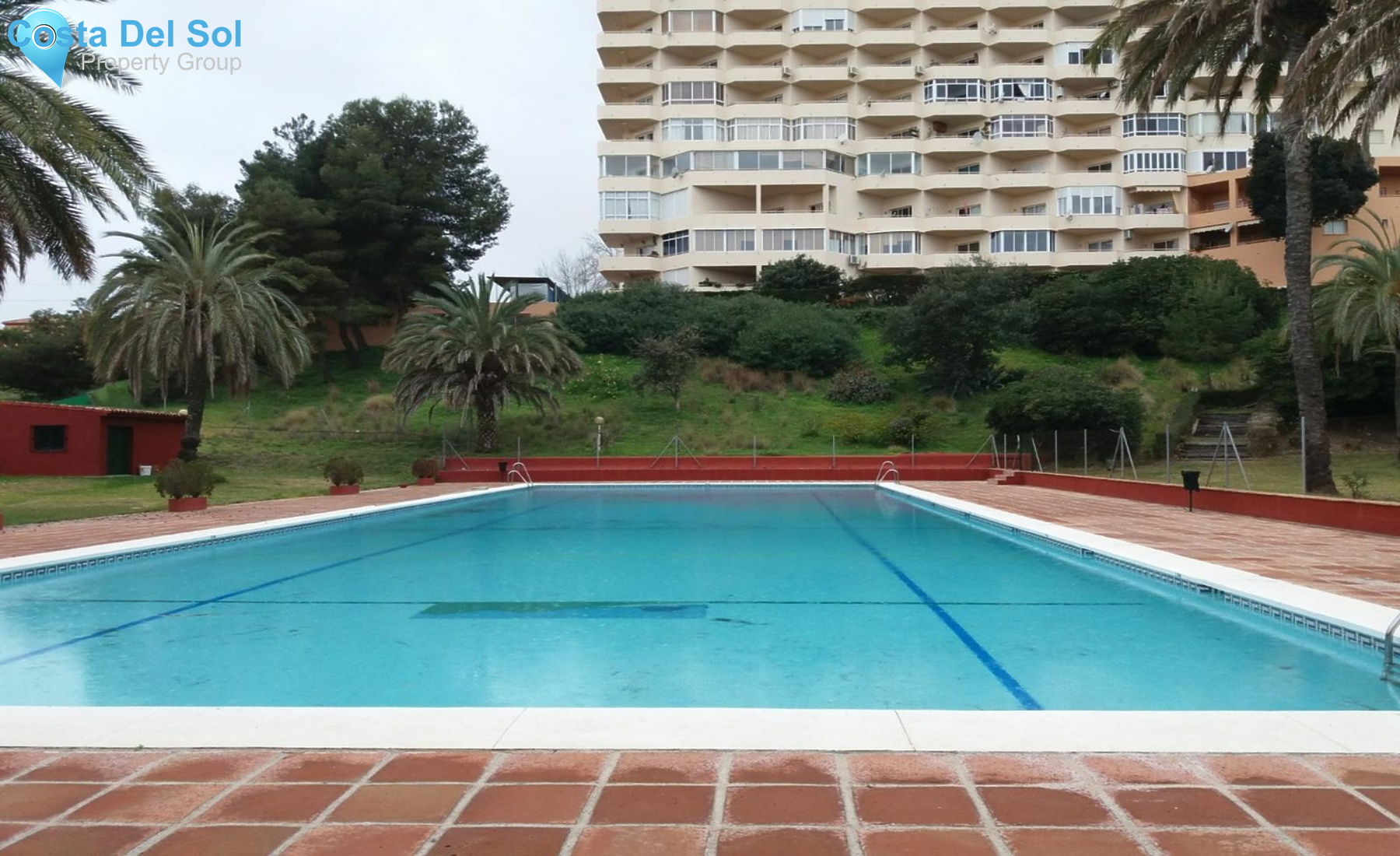 Middle Floor Apartment in Estepona-1227163