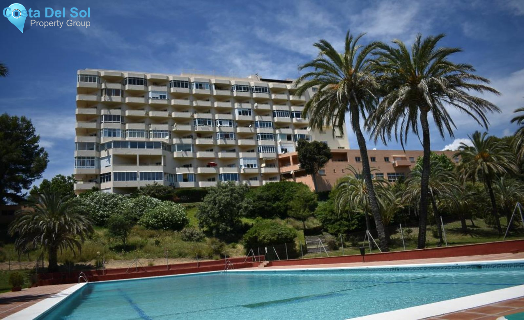 Middle Floor Apartment in Estepona-1227168