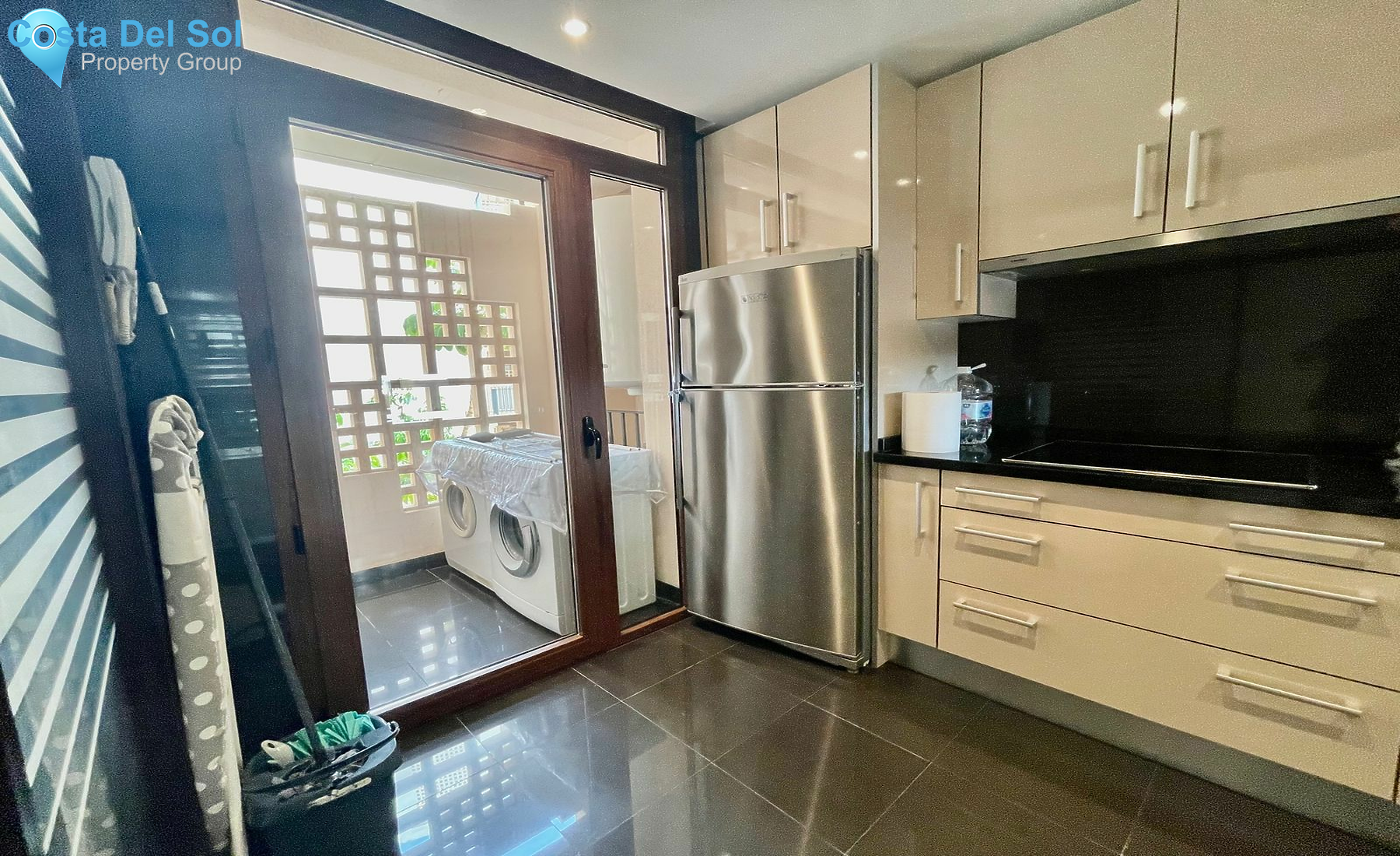 Middle Floor Apartment in Estepona-1418262