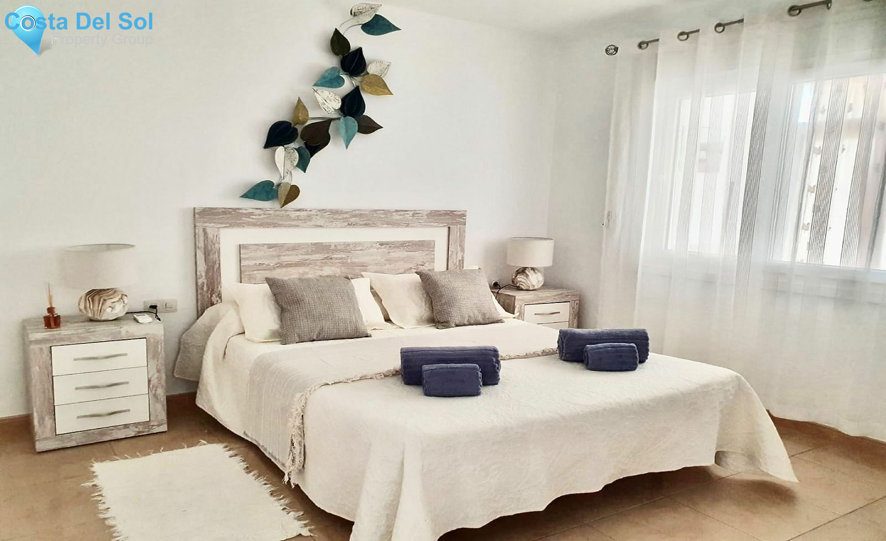 Middle Floor Apartment in Estepona-1424971