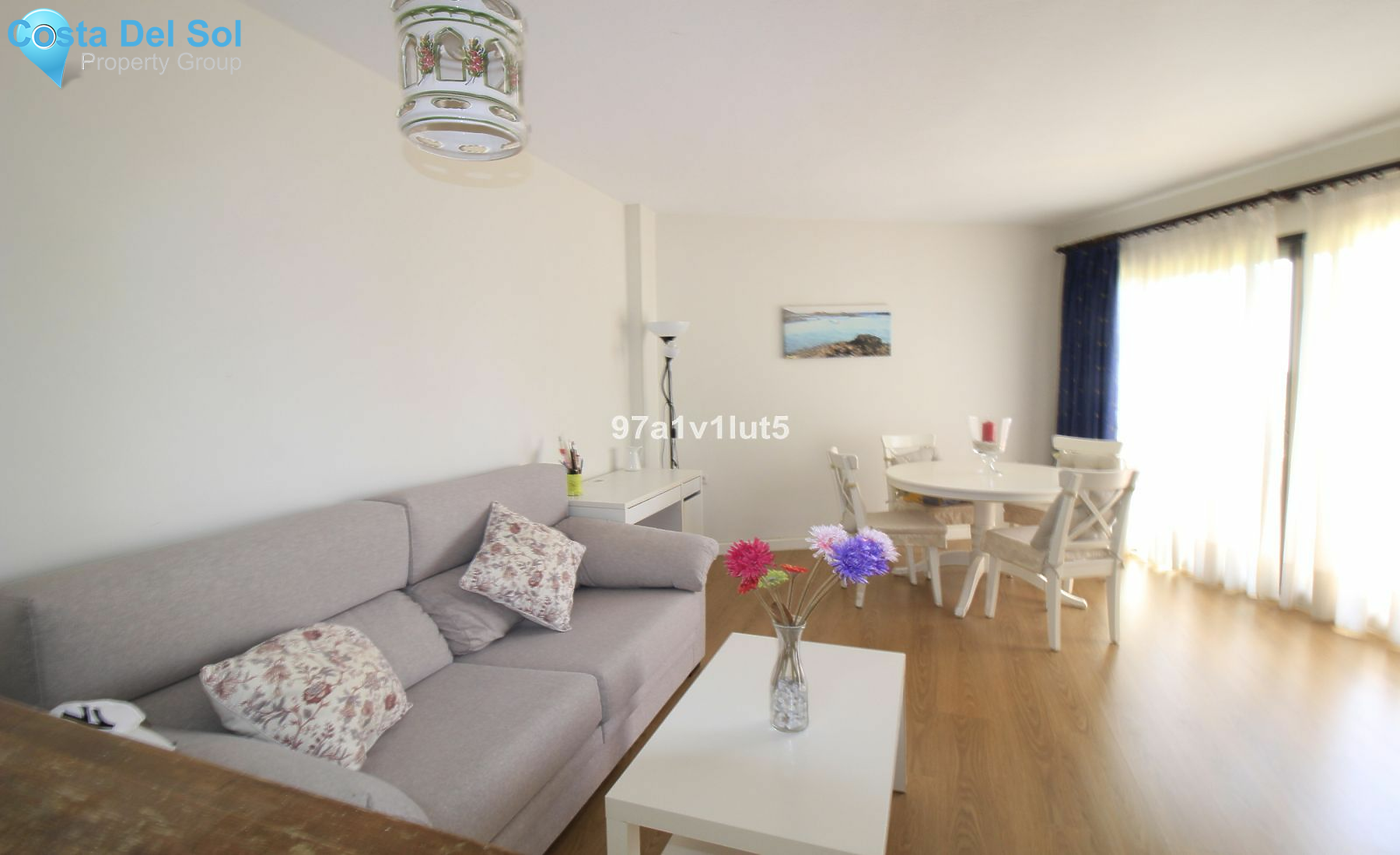 Middle Floor Apartment in Estepona-1428661