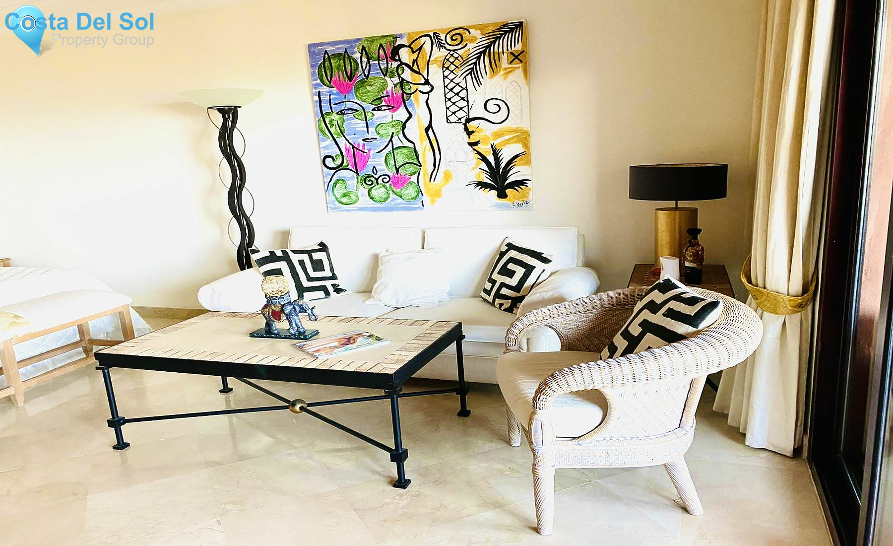 Middle Floor Apartment in Estepona-1431393