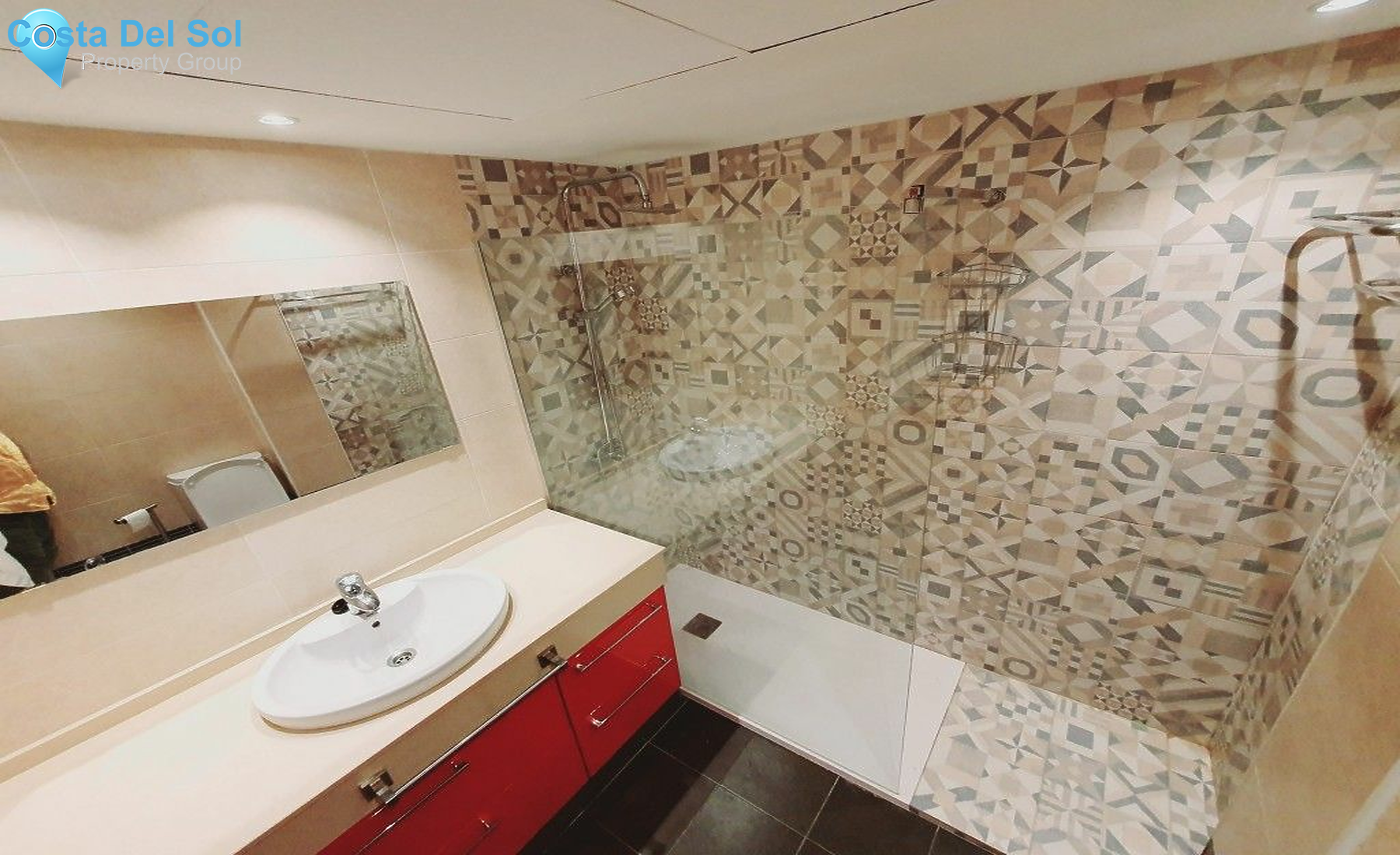 Middle Floor Apartment in Estepona-1445483