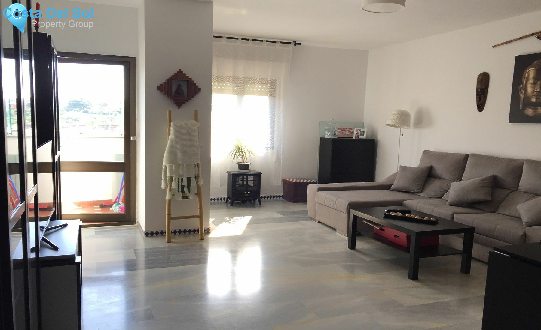 Middle Floor Apartment in Estepona-1472407